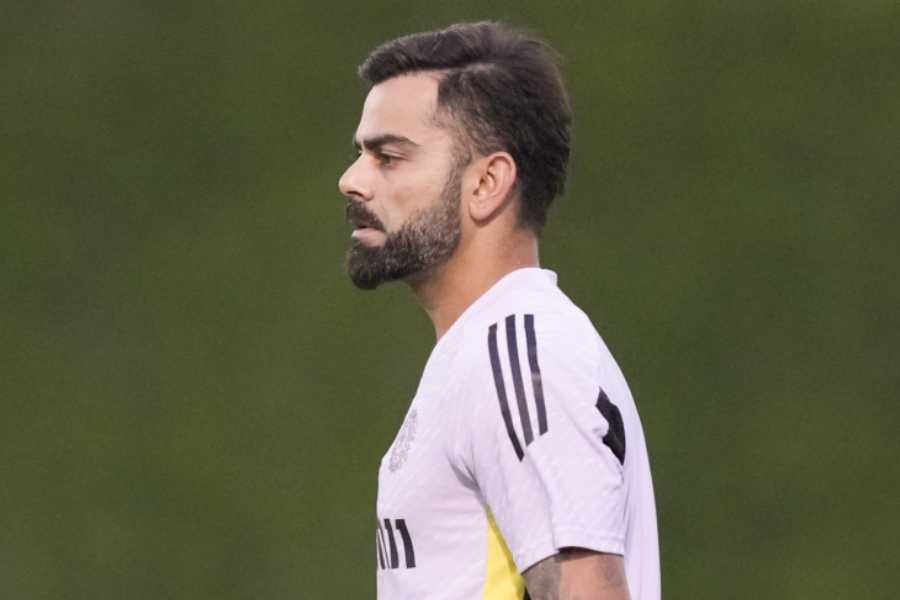 Virat Kohli Suffers Injury During Practice